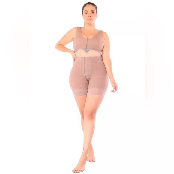 HIGH WAISTED CONTROL SHORT - 4 HOOKS COCOA  SZ L - Picture 1 of 11